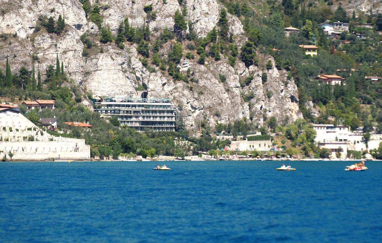Hotel Astor Limone sul Garda Exterior photo